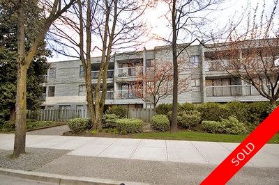 Vancouver East Grandview Commercial Drive Condo for sale: ALEXANDRA PLACE Studio 672 sq.ft. (Listed 2008-04-14)
